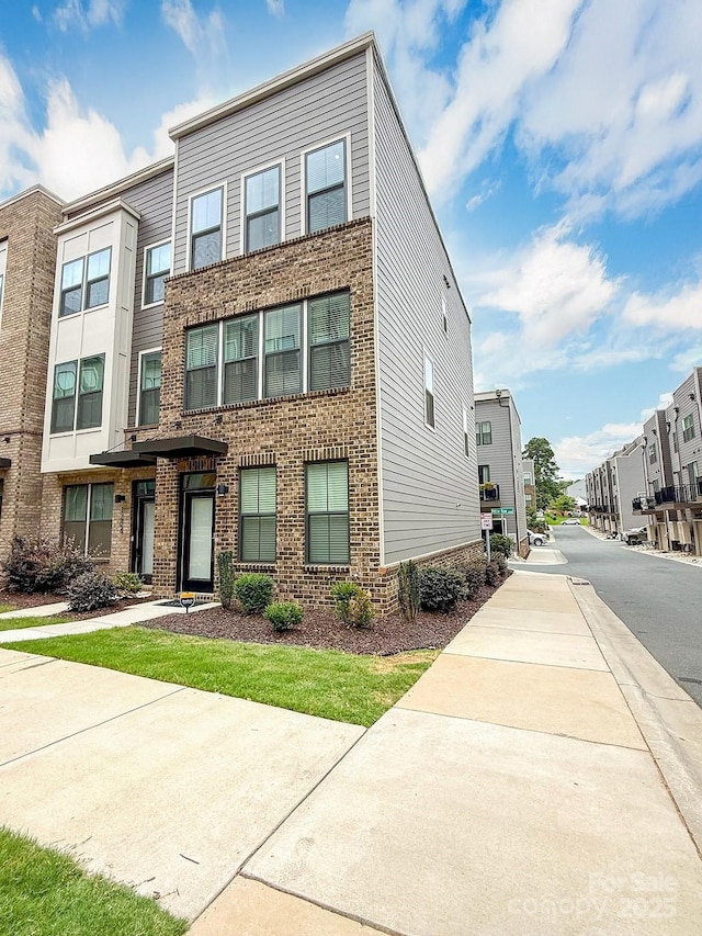 1202 Gleason Way, Charlotte, NC 28217 - photo 1