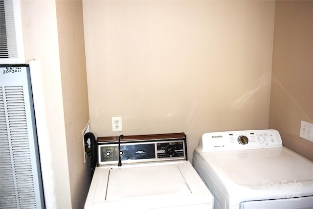 225 Emmett St, Rock Hill, SC 29730 - laundry room featuring independent washer and dryer and a heating unit