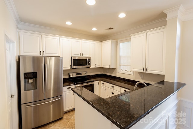10419 Rocky Ford Club Dr, Charlotte, NC 28269 - photo 17