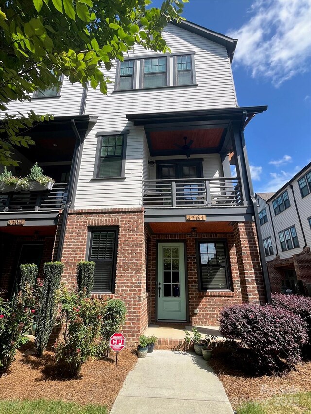 4201 Spencer Towns Ln, Charlotte, NC 28205 - photo 3