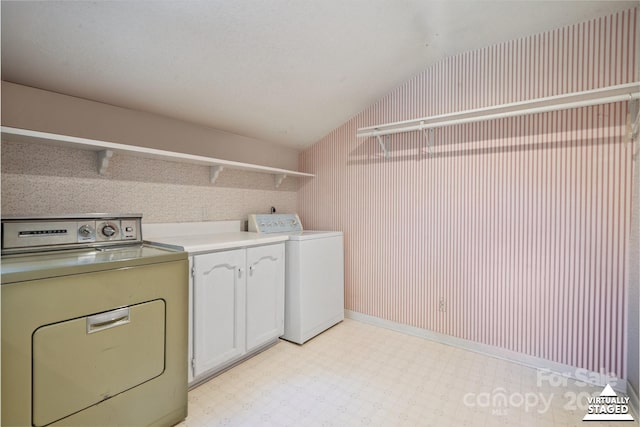 10120 Withers Rd, Charlotte, NC 28278 - laundry area with washing machine and dryer and light flooring