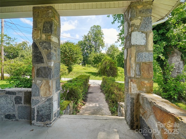 1207 Kanuga Rd, Hendersonville, NC 28739 - photo 7