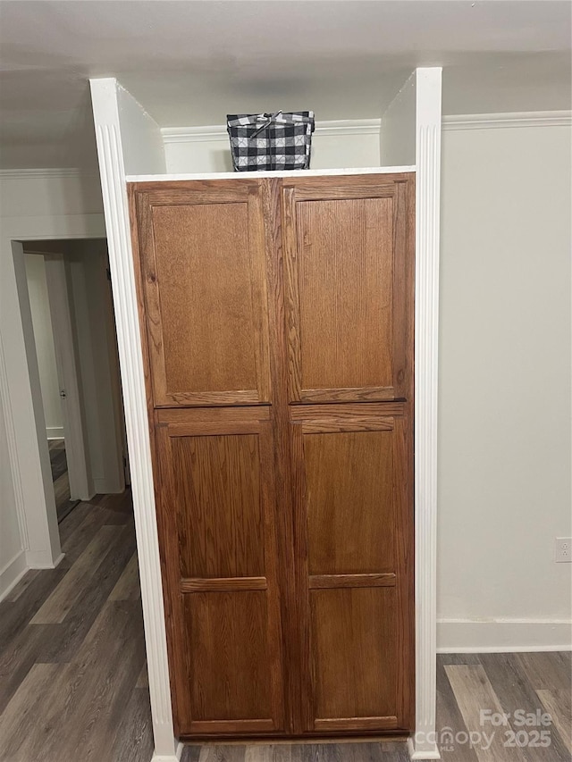 576 Morrow Motor Rd, Forest City, NC 28043 - detailed view of wood finished floors and baseboards