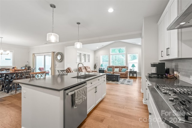 8100 Rolling Wheels Rd, Charlotte, NC 28215 - photo 14