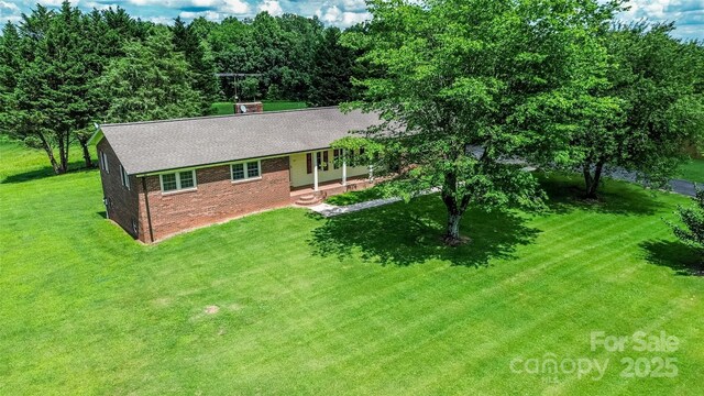 224 Mountain View Rd, Statesville, NC 28625 - view of front of property featuring a front yard and brick siding