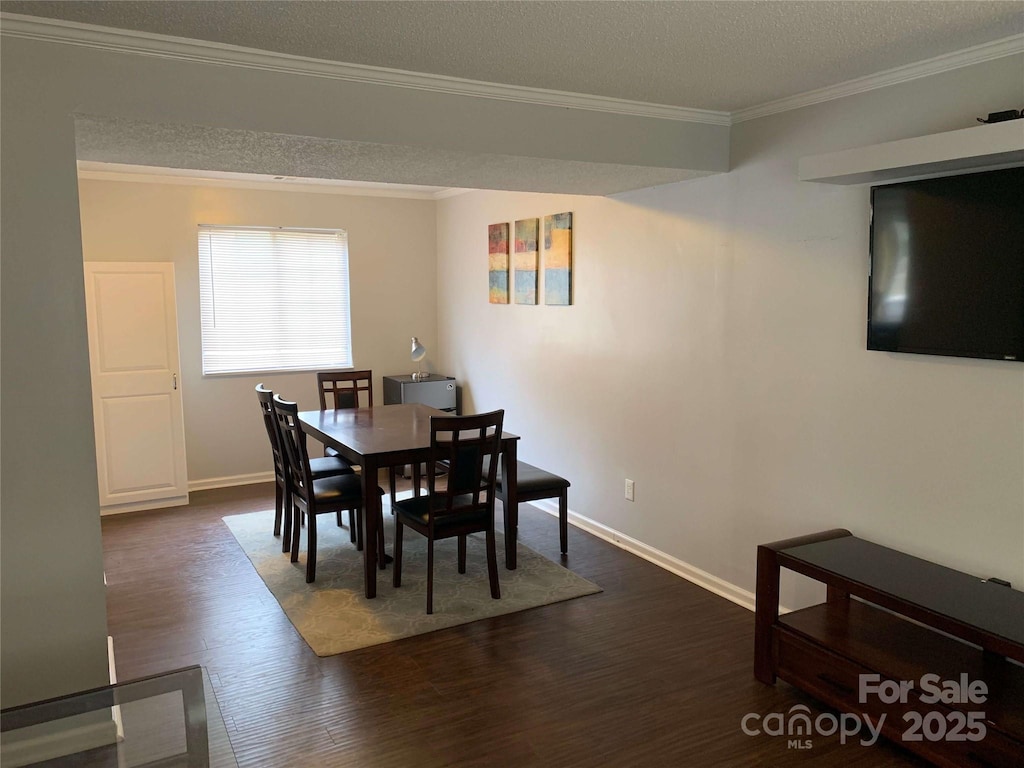 9518 Robert Burns Ct, Charlotte, NC 28213 - photo 2