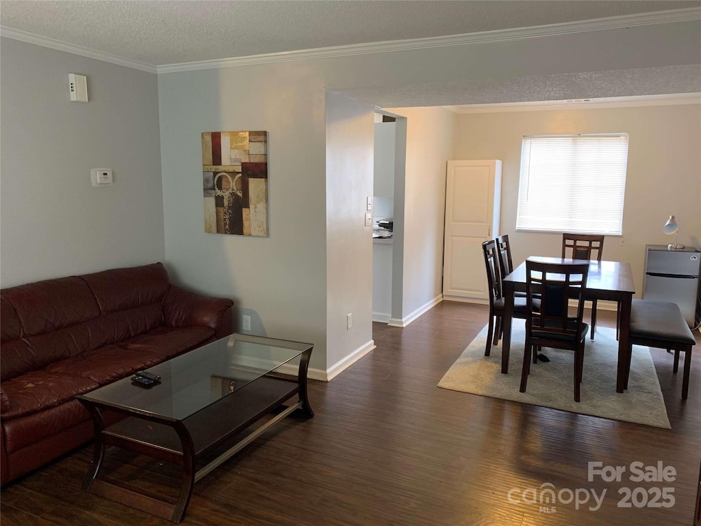 9518 Robert Burns Ct, Charlotte, NC 28213 - photo 3