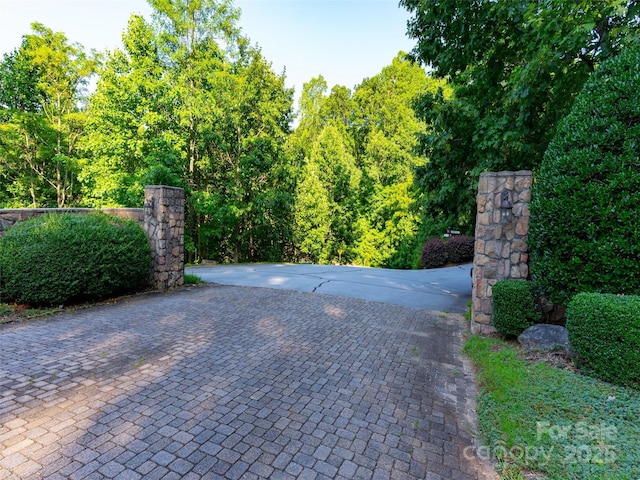 611 Falkirk Way, Zirconia, NC 28790