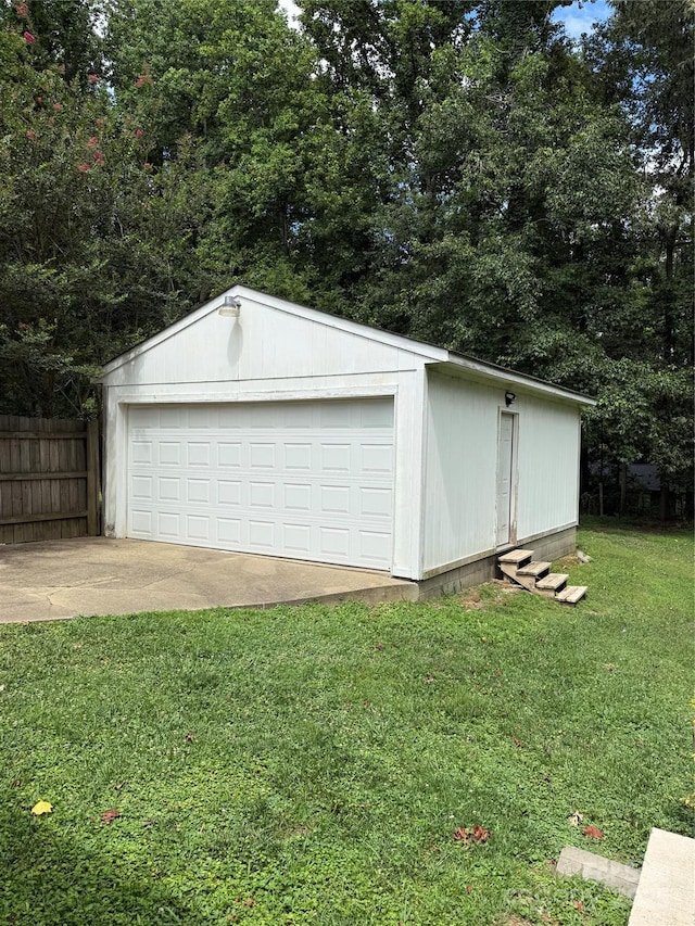 804 Lee St, Kings Mountain, NC 28086 - view of detached garage
