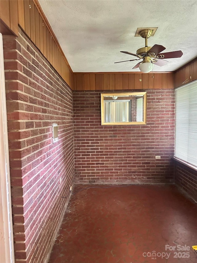 2128 Senior Dr, Charlotte, NC 28216 - view of unfurnished sunroom