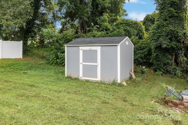 818 W Carolina Ave, Bessemer City, NC 28016 - photo 5