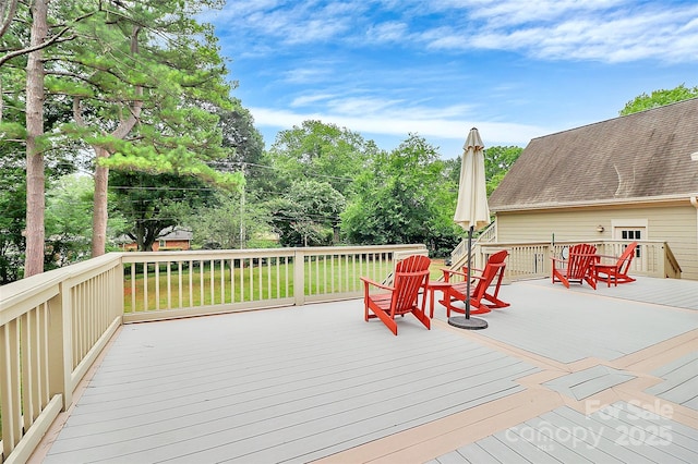 427 Lansdowne Rd, Charlotte, NC 28270 - view of wooden deck