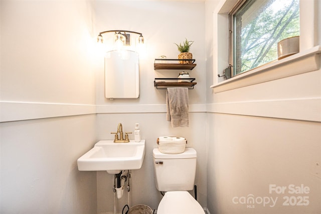 464 23rd Avenue Dr NE, Hickory, NC 28601 - half bath with toilet and a sink
