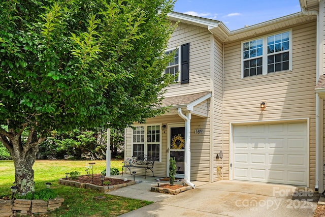 181 Farington Cir, Fletcher, NC 28732 - view of front of house featuring an attached garage, a front lawn, and driveway