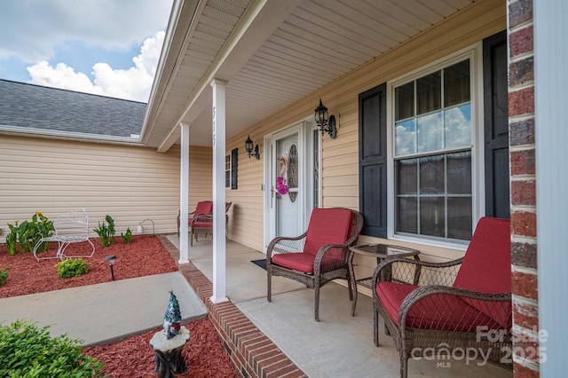 515 E Carpenter St, Maiden, NC 28650 - view of covered porch