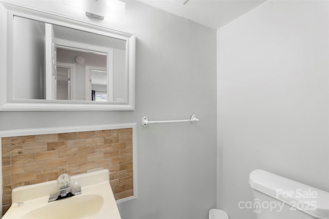 718 E Maple Ave, Gastonia, NC 28054 - half bath with toilet and a sink