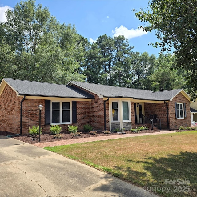 687 Tryon Pl, Gastonia, NC 28054 - photo 2