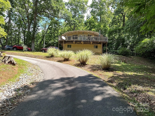 171 Windy Hill Dr, Franklin, NC 28734 - view of front of home with driveway