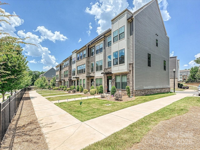 824 Broad River Ln, Charlotte, NC 28211 - photo 1