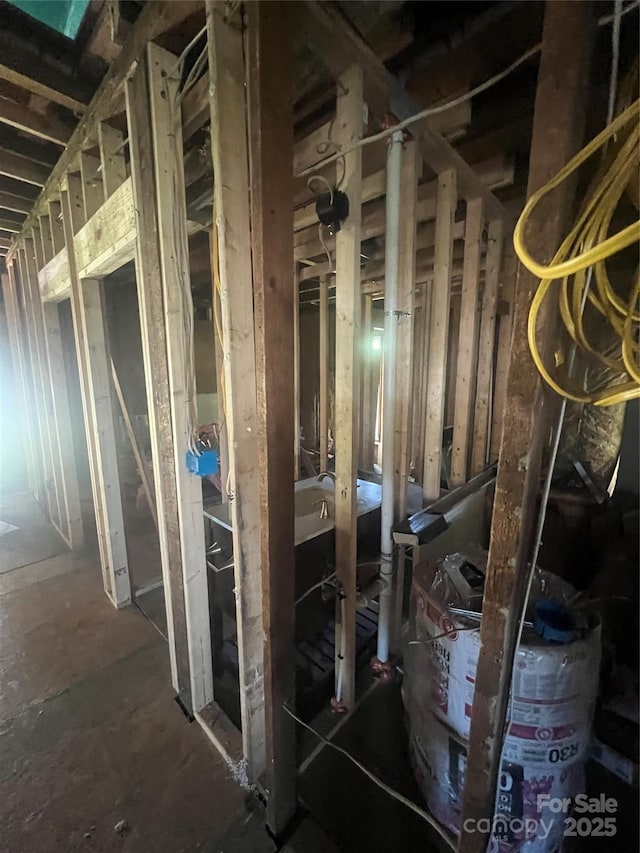 1014 8th St, Statesville, NC 28677 - view of misc room