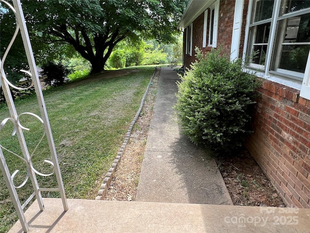92 Mountain View Rd, Burnsville, NC 28714 - photo 10