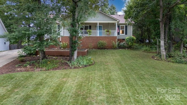 1631 Amanda Ln, Rock Hill, SC 29730 - view of front facade with a front yard, a porch, and crawl space