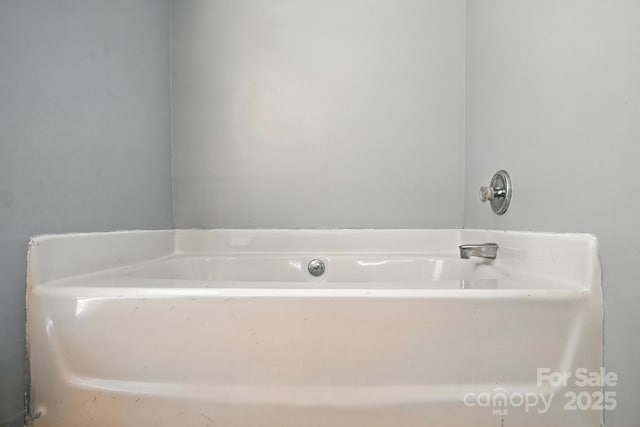 247 Aylesbury Ln, Indian Trail, NC 28079 - bathroom featuring a bath
