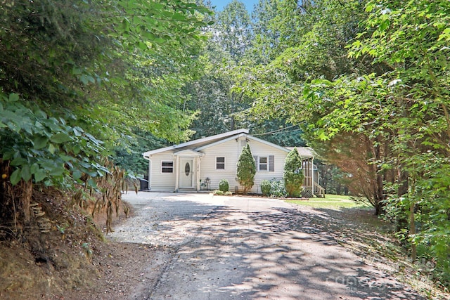 1416 Roy Dula Pl SW, Lenoir, NC 28645 - view of front of home featuring driveway