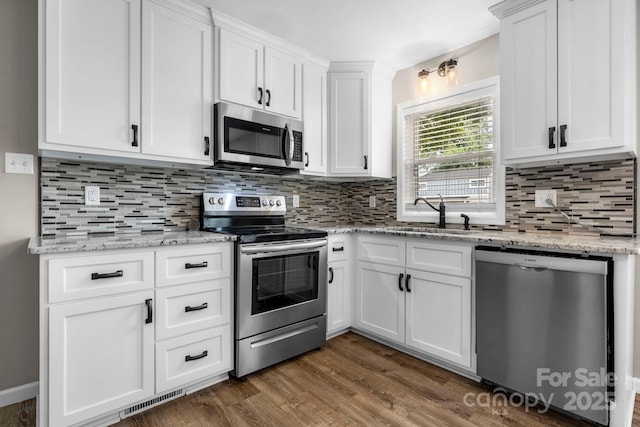 1062 5th St NE, Hickory, NC 28601 - photo 14