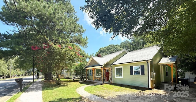 1062 5th St NE, Hickory, NC 28601 - photo 1
