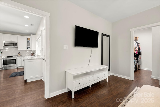 2717 Arnold Dr, Charlotte, NC 28205 - photo 28