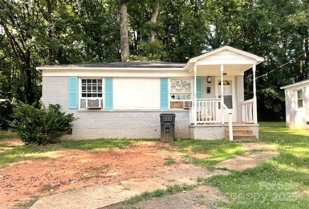 2624 Remington St, Charlotte, NC 28216 - photo 1