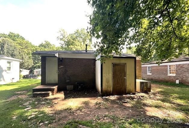 2624 Remington St, Charlotte, NC 28216 - photo 12