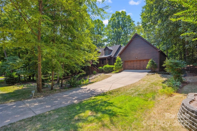 12 Woodvine Ln, Lake Wylie, SC 29710 - view of front of property featuring concrete driveway and a front lawn