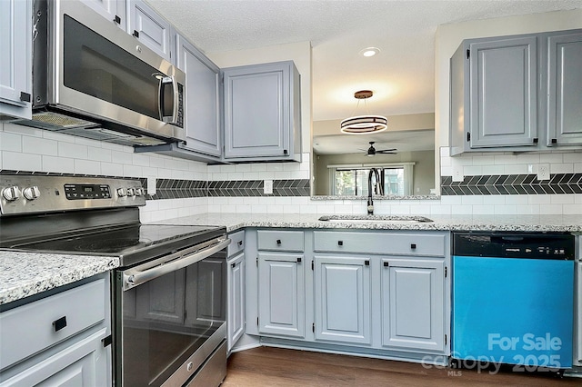 9035 J M Keynes Dr Unit 39, Charlotte, NC 28262 - photo 5