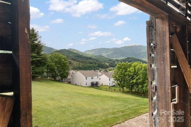 110 Allison Acres Dr, Waynesville, NC 28786