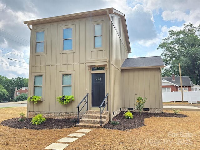 774 8th St NE, Hickory, NC 28601 - photo 1