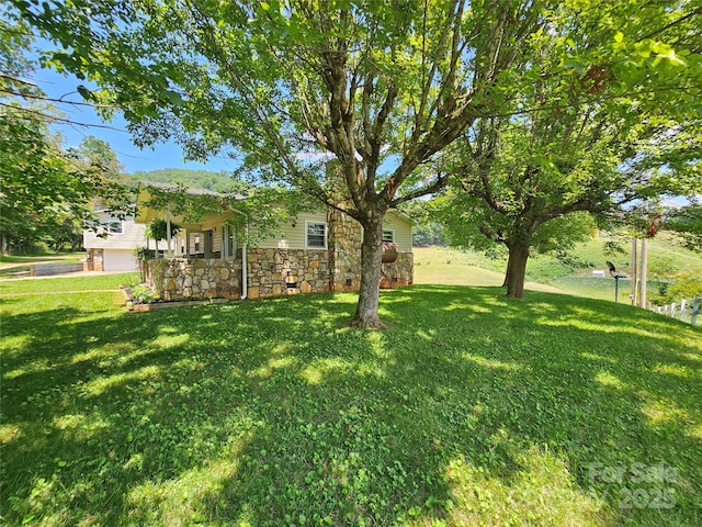 560 Bailey Mountain Rd, Mars Hill, NC 28754 - view of green lawn