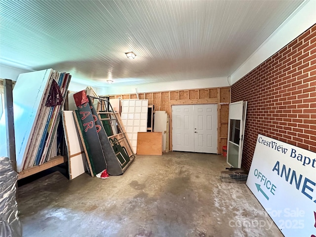 1586 Echo Dr, Lenoir, NC 28645 - view of garage
