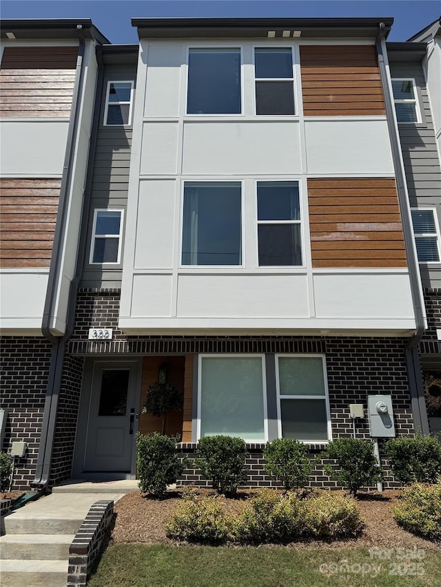 322 E Cama St, Charlotte, NC 28217 - photo 1