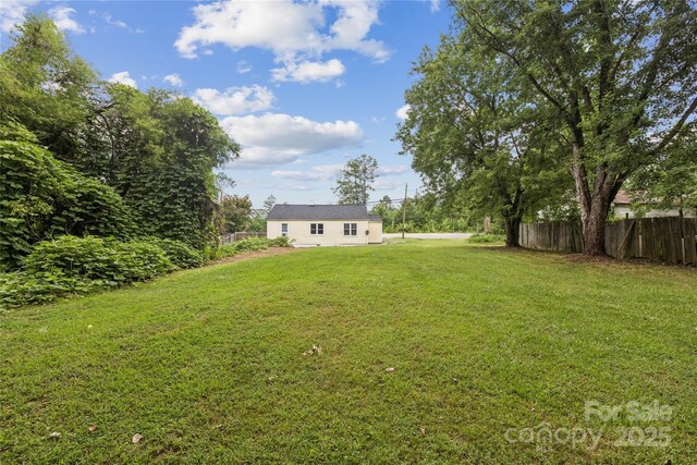1208 Arch St E Unit 10, Lancaster, SC 29720 - view of yard featuring an outdoor structure
