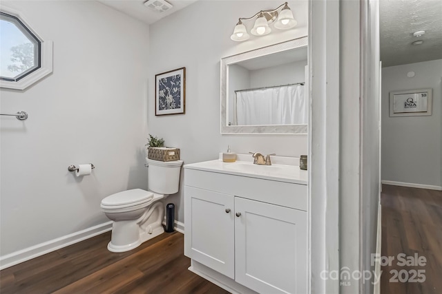 207 Jacksons Run, Morganton, NC 28655 - full bath featuring vanity and wood finished floors