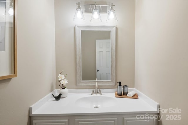 1409 Kensington Rd Unit B-8, Hendersonville, NC 28791 - bathroom featuring vanity