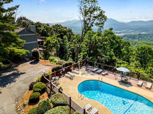 436 Windswept Dr, Asheville, NC 28801 - photo 1