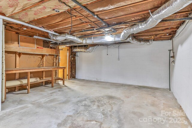 554 Wildlife Access Rd, Hickory, NC 28601 - photo 32