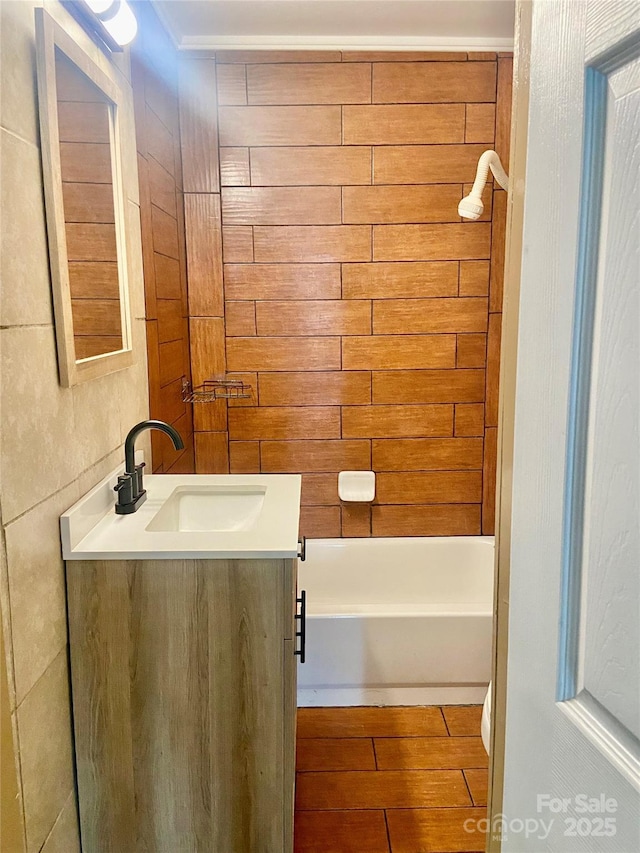 729 Elm St, Salisbury, NC 28144 - bathroom featuring vanity, bathtub / shower combination, and wood finished floors