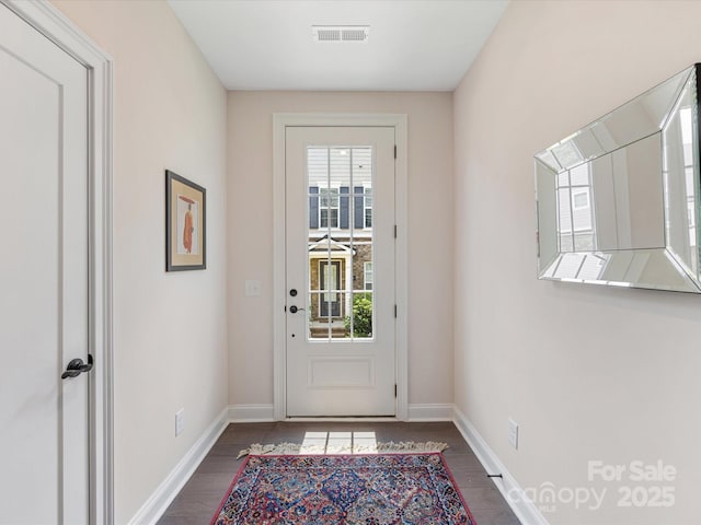 5018 Harrowsmith Ln, Charlotte, NC 28204 - entryway with wood finished floors and baseboards