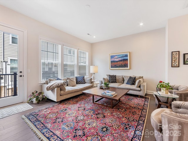 5018 Harrowsmith Ln, Charlotte, NC 28204 - living area featuring wood finished floors and recessed lighting