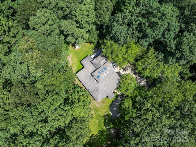 6724 Riverfront Dr, Charlotte, NC 28216 - aerial view of property and surrounding area