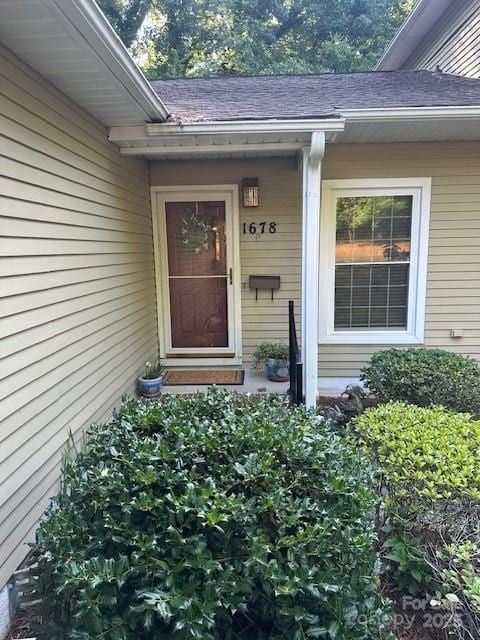 1678 Robins Nest Ct Unit B, Gastonia, NC 28054 - property entrance with roof with shingles